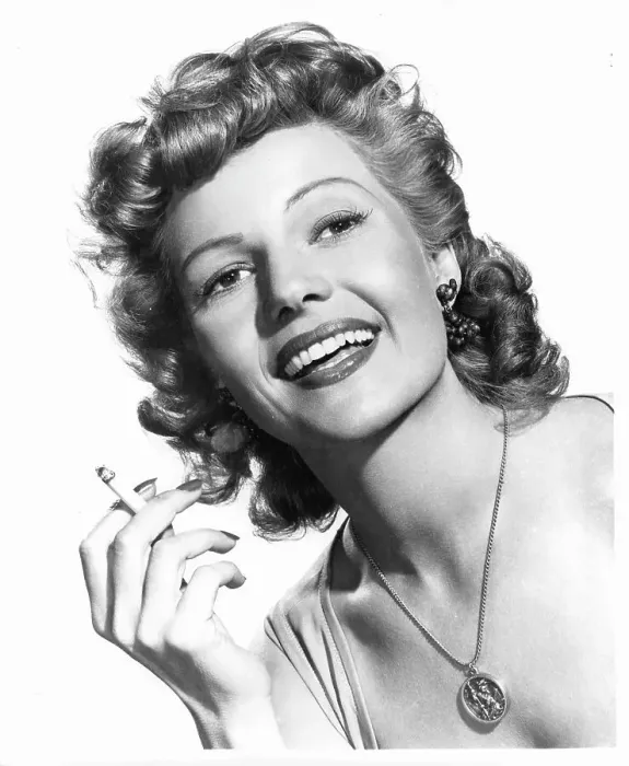 Framed Print : Rita Hayworth In Miss Sadie Thompson Framed Print : Rita Hayworth In Miss Sadie Thompson