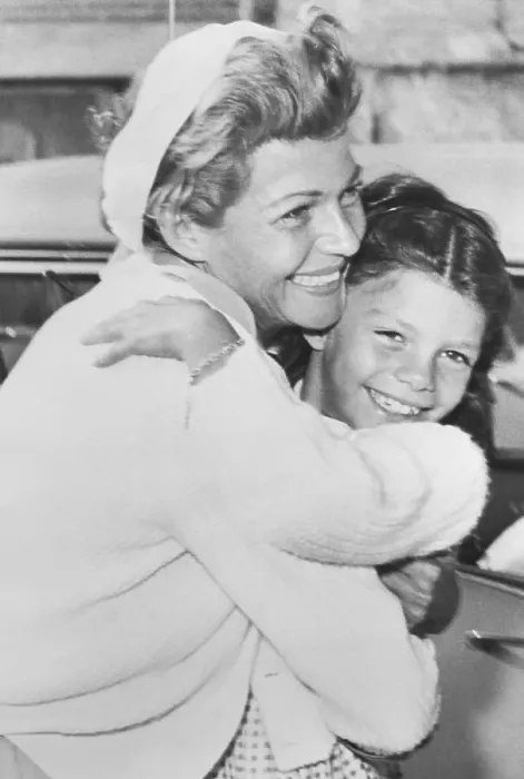 Framed Print : Rita Hayworth and Princess Yasmin Hugging Framed Print : Rita Hayworth and Princess Yasmin Hugging