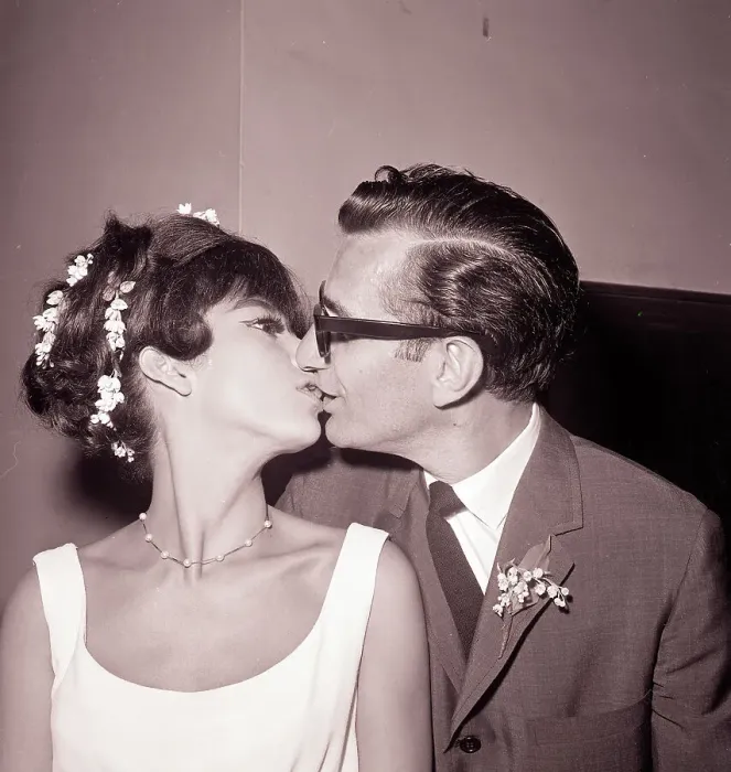 Framed Print : Rita Moreno Kisses New Husband Framed Print : Rita Moreno Kisses New Husband