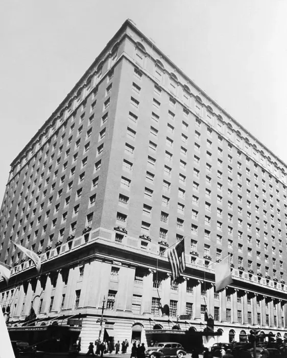 Framed Print : Ritz-Carlton Hotel in New York Framed Print : Ritz-Carlton Hotel in New York