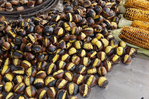 Roasted chestnuts and corncobs, food stall on a street, Istanbul, Turkey, Europe
