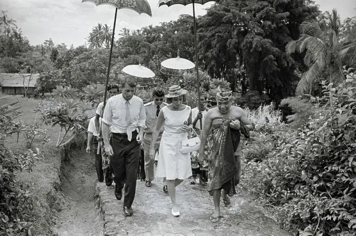 Framed Print : Robert and Ethel Kennedy on Tour With a Picturesque Host Framed Print : Robert and Ethel Kennedy on Tour With a Picturesque Host