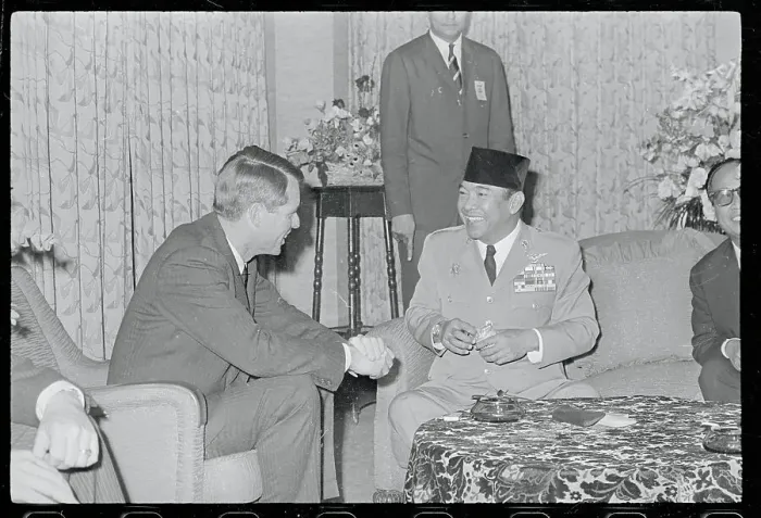 Framed Print : Robert F. Kennedy Talking With Achmed Sukarno