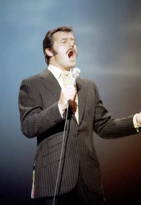 Framed Print : Robert Goulet Performing Framed Print : Robert Goulet Performing