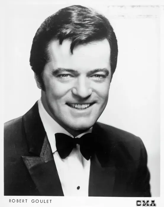 Framed Print : Robert Goulet Portrait Framed Print : Robert Goulet Portrait