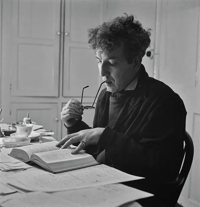 Framed Print : Robert Graves