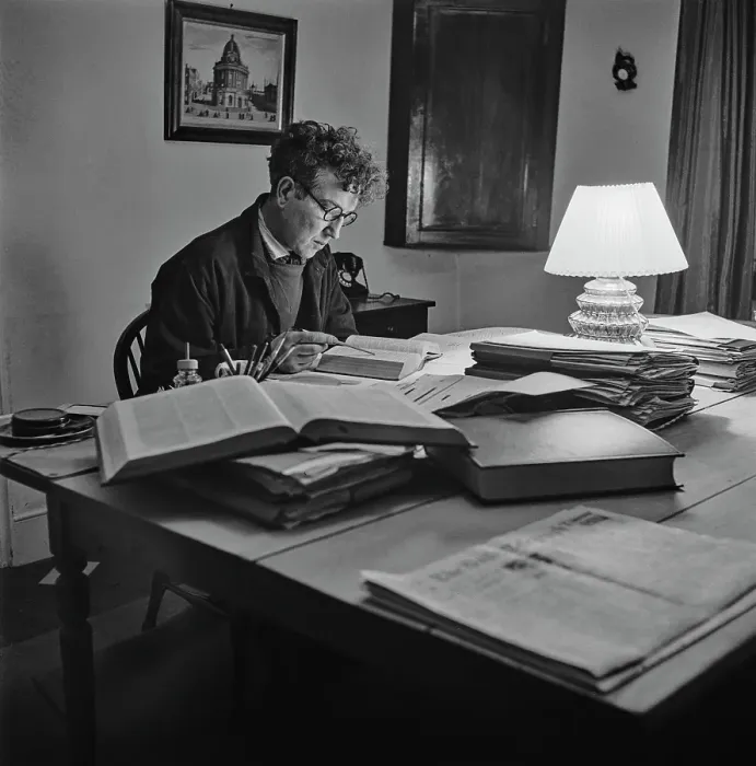Framed Print : Robert Graves