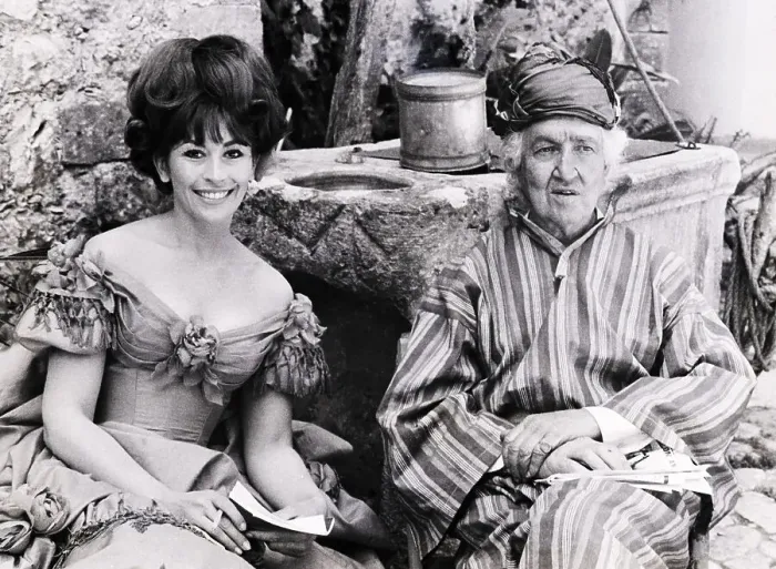 Framed Print : Robert Graves On Set W / Director'S Wife Framed Print : Robert Graves On Set W / Director'S Wife