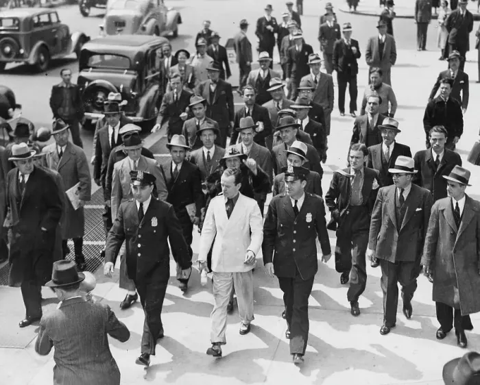 Framed Print : Robert Irwin Arrives At Court Framed Print : Robert Irwin Arrives At Court