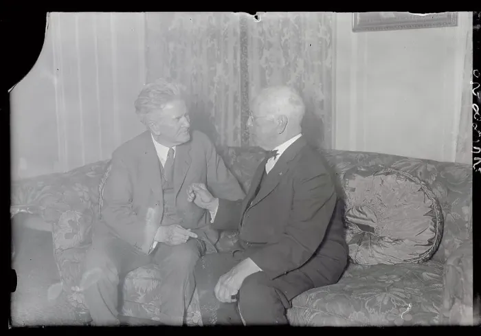 Framed Print : Robert M. LaFollette Conversing on Labor Matters with Samuel Gompers Framed Print : Robert M. LaFollette Conversing on Labor Matters with Samuel Gompers