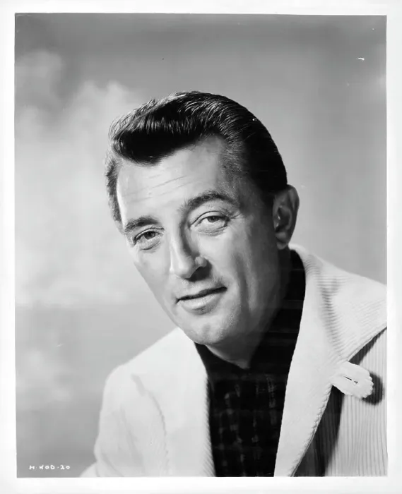 Framed Print : Robert Mitchum Framed Print : Robert Mitchum