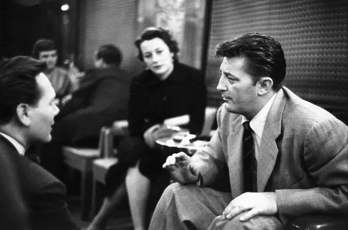 Framed Print : Robert Mitchum Framed Print : Robert Mitchum