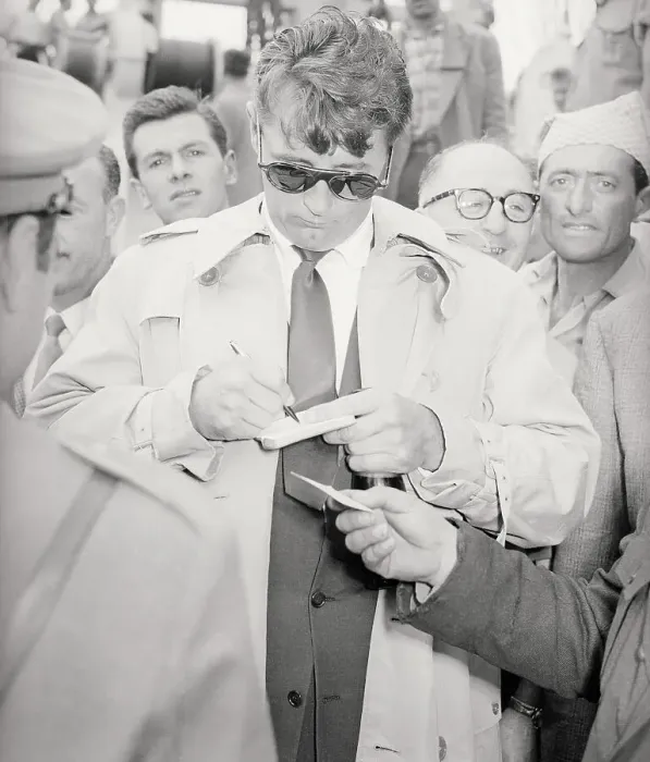 Framed Print : Robert Mitchum Signing Autographs Framed Print : Robert Mitchum Signing Autographs