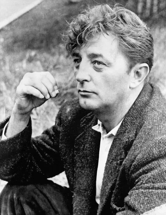Framed Print : Robert Mitchum Smoking a Cigarette Framed Print : Robert Mitchum Smoking a Cigarette