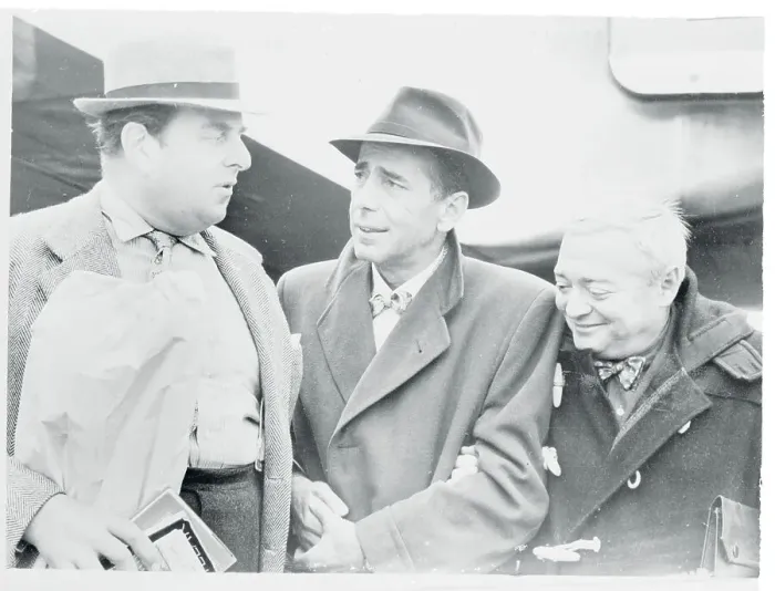 Framed Print : Robert Morley with Humphrey Bogart and Peter Lorre