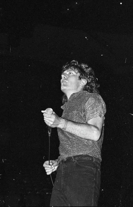 Framed Print : Robert Plant Performs Post-Zep