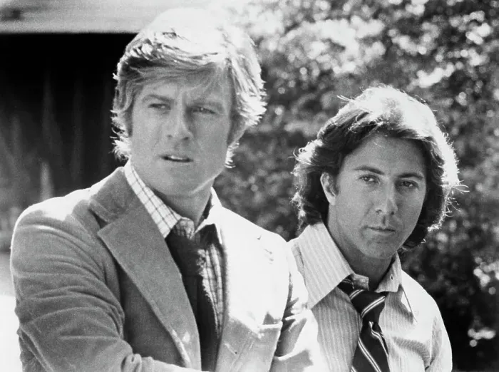 Framed Print : Robert Redford and Dustin Hoffman in All the President's Men Framed Print : Robert Redford and Dustin Hoffman in All the President's Men