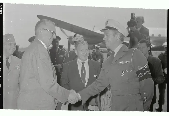 Framed Print : Robert Stevens Shaking Hands with Richard Widmark