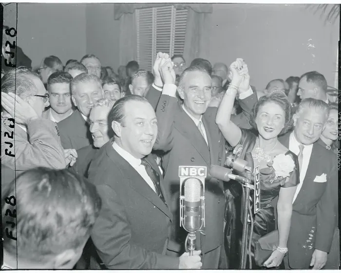 Framed Print : Robert Wagner Raising Averell Harriman's Hands Framed Print : Robert Wagner Raising Averell Harriman's Hands