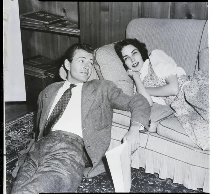 Framed Print : Robert Walker, Jennifer Jones Married Framed Print : Robert Walker, Jennifer Jones Married