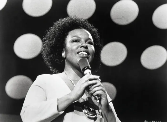 Framed Print : Roberta Flack Framed Print : Roberta Flack