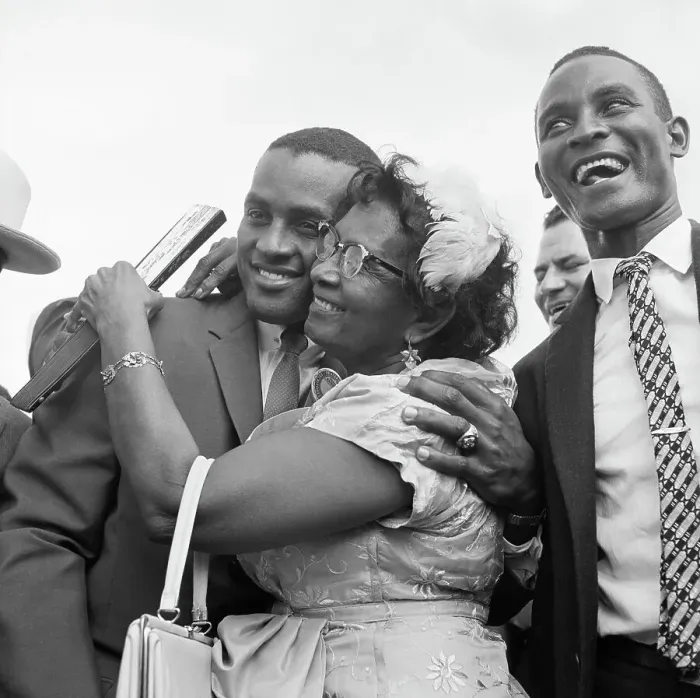 Framed Print : Roberto Clemente Hugging His Mother Framed Print : Roberto Clemente Hugging His Mother