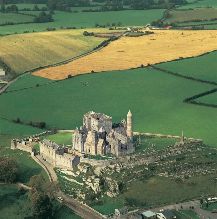 Framed Print : Rock Of Cashel, County Tipperary, Ireland Framed Print : Rock Of Cashel, County Tipperary, Ireland
