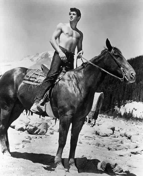 Engrave The Cross タンクトップ　archive Rock Hudson On Horseback Print - Shirtless Publicity Photo. Art