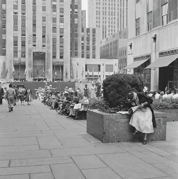 Framed Print : Rockefeller Plaza Framed Print : Rockefeller Plaza