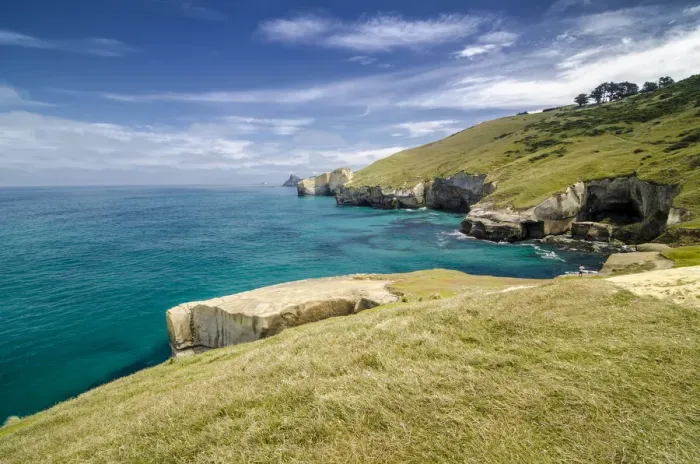 Framed Print : Rocky cliffs of the Pacific coast at Tunnel Beach, Dunedin, Otago Region, South Island, New Zealand Framed Print : Rocky cliffs of the Pacific coast at Tunnel Beach, Dunedin, Otago Region, South Island, New Zealand