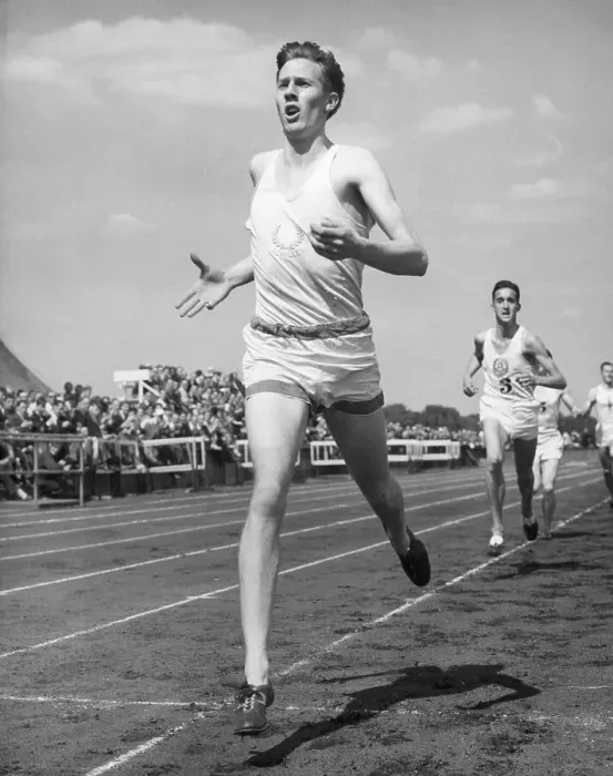 Framed Print : Roger Bannister Winning Mile Race Framed Print : Roger Bannister Winning Mile Race