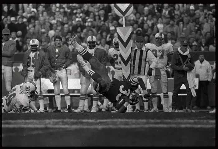 Framed Print : Roger Craig Landing with the Football Framed Print : Roger Craig Landing with the Football