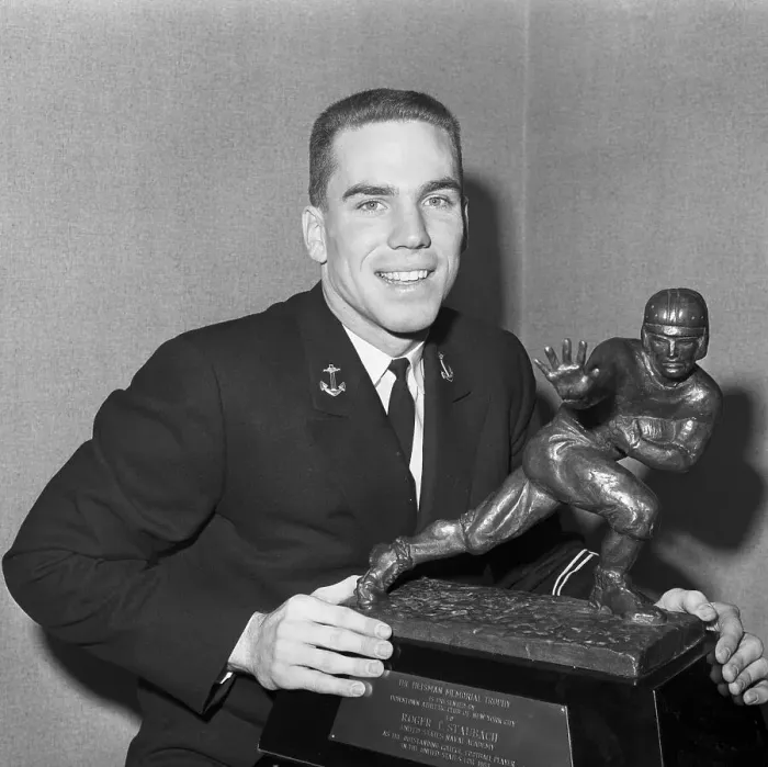 Framed Print : Roger Staubach W / Heisman Trophy Framed Print : Roger Staubach W / Heisman Trophy