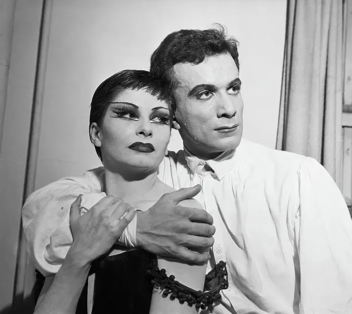 Framed Print : Roland Petit and Renee Jeanmaire in Carmen Framed Print : Roland Petit and Renee Jeanmaire in Carmen