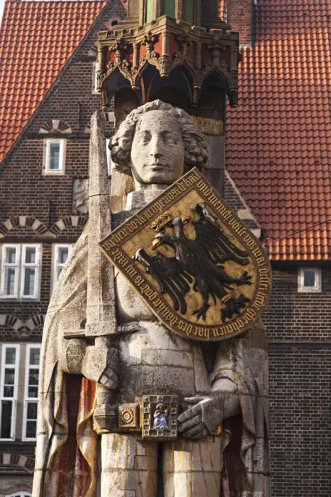Framed Print : Roland Statue at the Market Quare, Bremen, Germany Framed Print : Roland Statue at the Market Quare, Bremen, Germany
