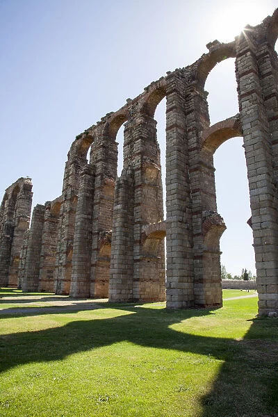 Roman aqueduct of Los Milagros