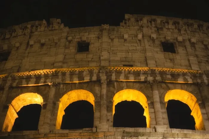 Framed Print : The Roman Coliseum during the night Framed Print : The Roman Coliseum during the night