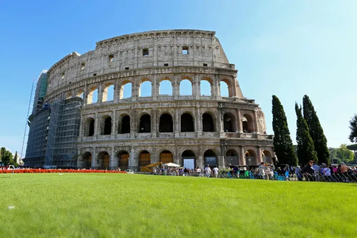 Framed Print : Roman Coliseum at Rome, Italy Framed Print : Roman Coliseum at Rome, Italy