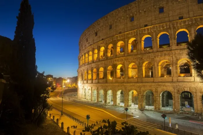 Framed Print : Roman Colosseum Framed Print : Roman Colosseum