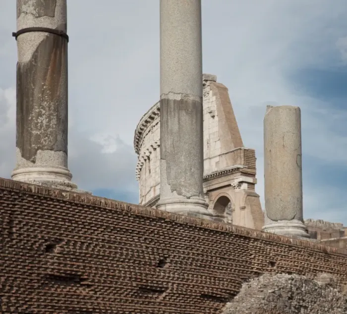 Framed Print : Roman columns, Colosseum in background Framed Print : Roman columns, Colosseum in background