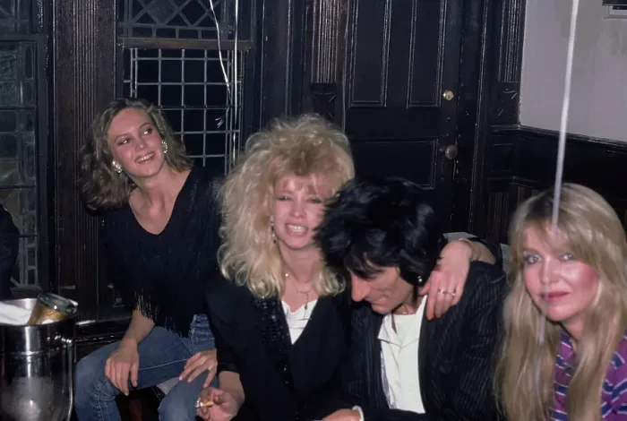 Framed Print : Ron And Jo Wood Attend Mick Jagger's 42nd Birthday Party Framed Print : Ron And Jo Wood Attend Mick Jagger's 42nd Birthday Party