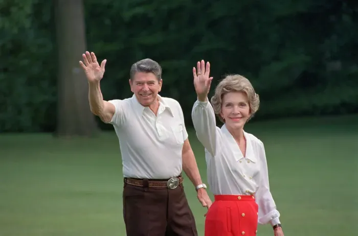 Framed Print : Ronald and Nancy Reagan Framed Print : Ronald and Nancy Reagan