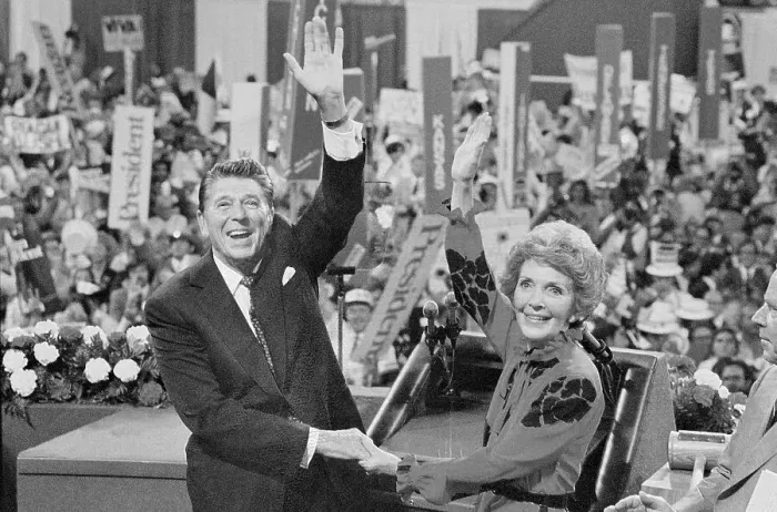 Framed Print : Ronald and Nancy Reagan at Convention Framed Print : Ronald and Nancy Reagan at Convention