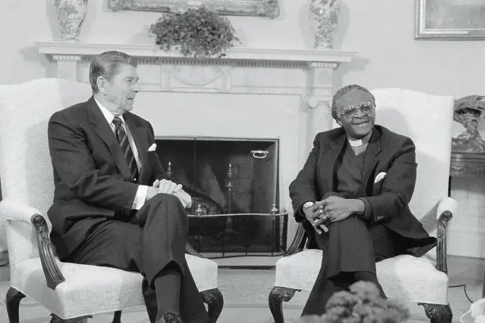 Framed Print : Ronald Reagan with Bishop Desmond Tutu Framed Print : Ronald Reagan with Bishop Desmond Tutu