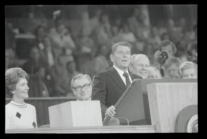 Framed Print : Ronald Reagan at Closing Convention Framed Print : Ronald Reagan at Closing Convention