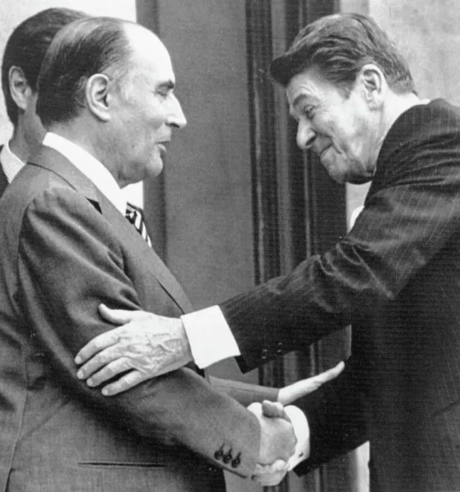 Framed Print : Ronald Reagan and Francois Mitterrand Shaking Hands Framed Print : Ronald Reagan and Francois Mitterrand Shaking Hands