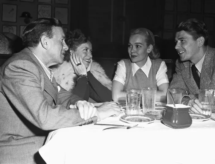 Framed Print : Ronald Reagan, George Burns, Gracie Allen, and Jane Wyman Framed Print : Ronald Reagan, George Burns, Gracie Allen, and Jane Wyman
