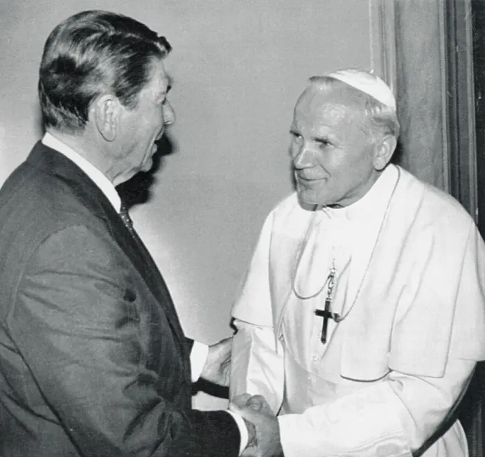 Framed Print : Ronald Reagan Greeting Pope John Paul II Framed Print : Ronald Reagan Greeting Pope John Paul II