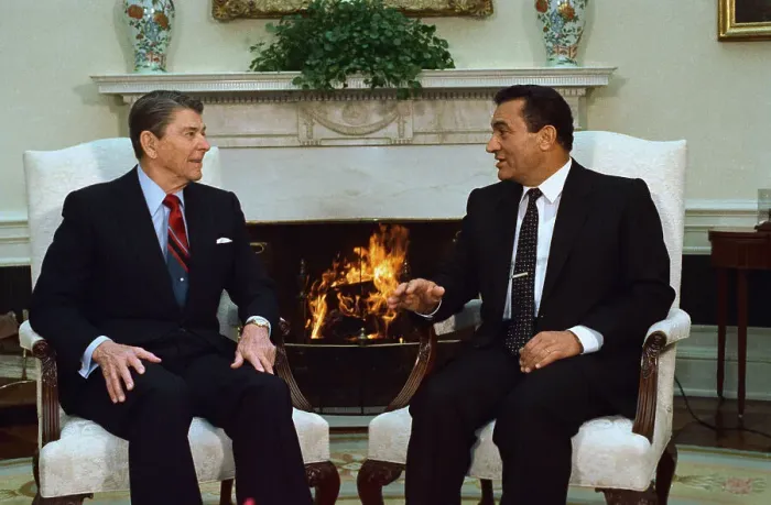 Framed Print : Ronald Reagan and Hosni Mubarak Conversing Framed Print : Ronald Reagan and Hosni Mubarak Conversing