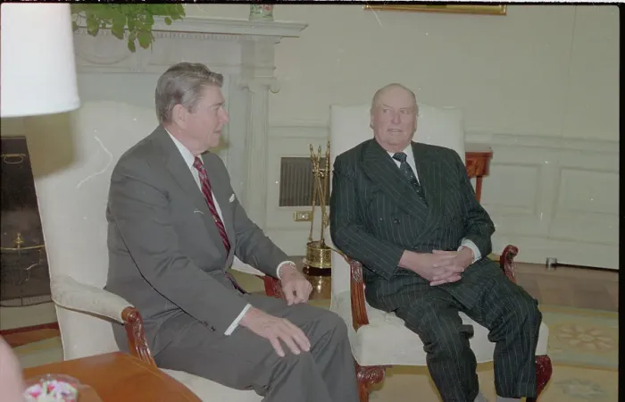 Framed Print : Ronald Reagan and King Olav Conversing Framed Print : Ronald Reagan and King Olav Conversing